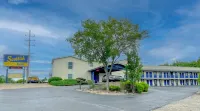 Scottish Inns Motel - Osage Beach Hôtels à : Pawhuska Township