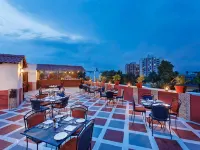 La Place Sarovar Portico Lucknow - breakfast