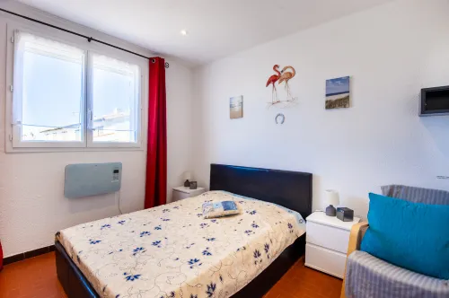 Magnificent Apartment Typical of Saintes-Maries-De-LaMer