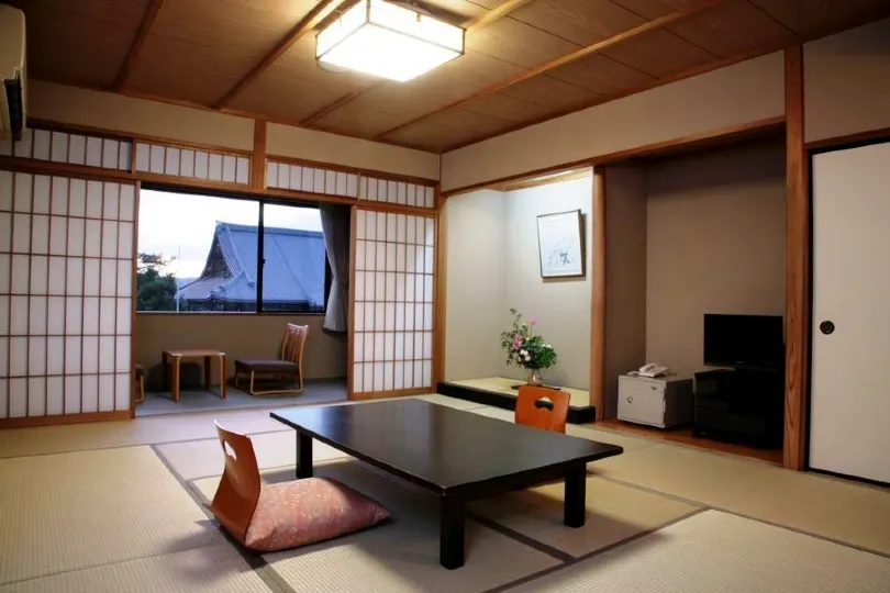 Izumiya Ryokan