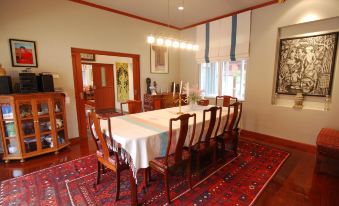 Lanna Thai Villa Bed & Breakfast