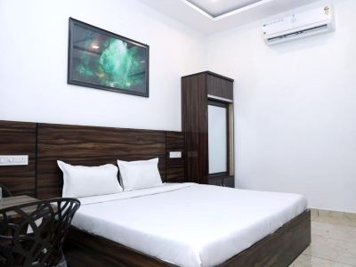 Hotel Homeland Inn