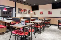 Ramada by Wyndham Mountain Home - Frühstück