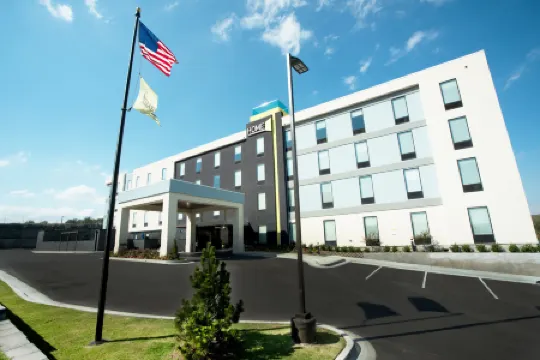 Home2 Suites by Hilton Tulsa Hills