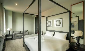 O2 the Residence