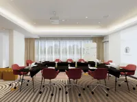 Cardo Roma, Autograph Collection Hoteles cerca de Parque de atracciones LunEur