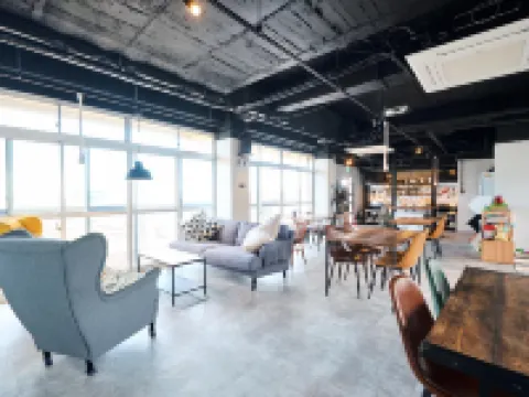 J-Hoppers Lake Biwa Guesthouse Hotels in Otsu