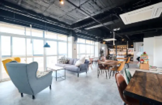 J-Hoppers Lake Biwa Guesthouse