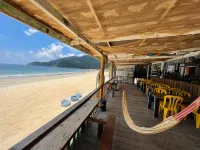 Beach Shack Chalet