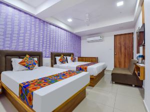 FabHotel Shree