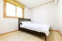 Boryeong (Muchangpo) Hyuan Pension