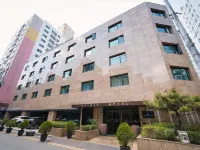 Golden Hotel Incheon Hotels near Allive Department Store