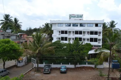 Hotel GreenLand-Elegant Hotels in Kolhapur