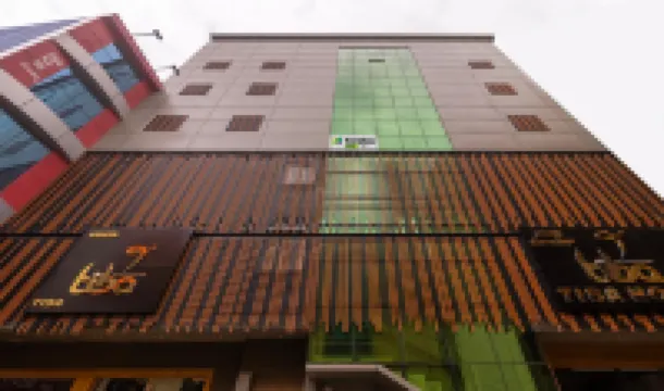 Treebo Tiba Hotels near Krantivira Sangolli Rayanna-Railway Station