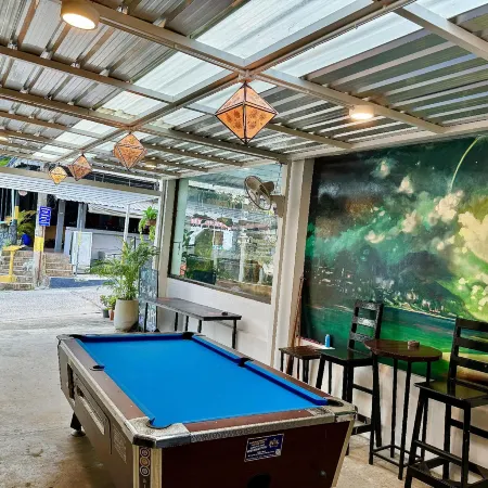 Eclipse Hostel and Bar