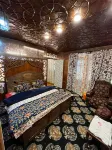 Young Shahzada Group of Houseboats - Ramah Hewan Peliharaan