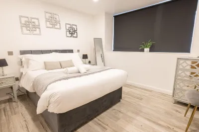 Elms Cottage Hotel in zona Birchgrove Garden Centre