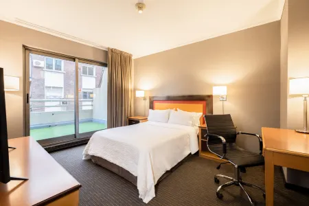 Holiday Inn Express PUERTO馬德羅