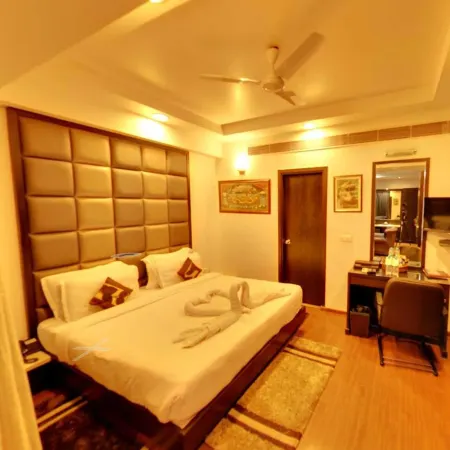 Hotel Royale Ambience