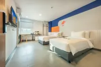 Plaai Plus Hotel Bowin