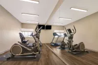 Best Western Topeka Inn  Suites - Gym