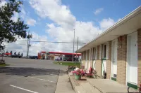 Royal Napanee Inn فنادق في Napanee