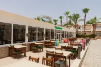 منتجع إمباير بيتش ريزورت