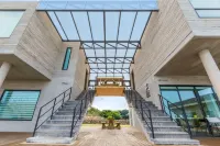 Lunamar Pension