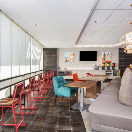 Home2 Suites by Hilton Cedar Rapids Westdale