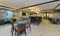 Hampton Inn Iowa City/University Area - Pet Friendly