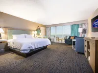 Hampton Inn Virginia Beach-Oceanfront North Hotels near Navy Seal Monument