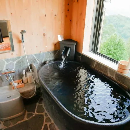 Ocean View House Отели рядом со станцией JR Ajiro Station