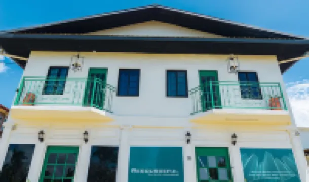 Cosy & Quirky Wolf Apartment Hotels in 