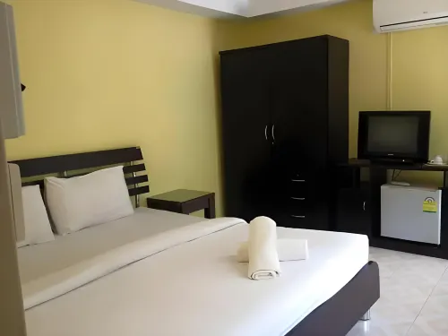 Khaolak C-Nior Bungalows Hotels in Khao Lak