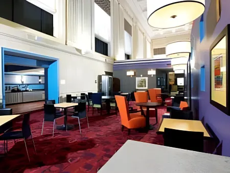 Residence Inn Columbus Downtown Отели рядом с достопримечательностью «Vue Columbus»