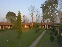 Bardia Forest Resort Hôtels à : 