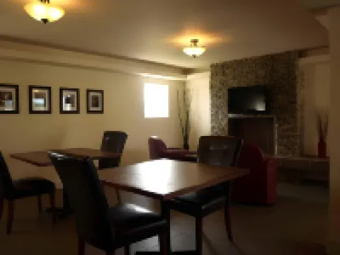 กรานเด มาวนต์ ลอดจ์