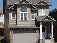 Boardwalk Homes - Executive Guest Rooms & Townhomes Hotel in zona Christie Digital Systems Inc