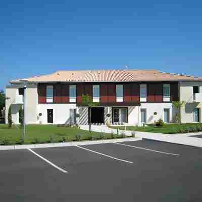 Logis Hôtel Aliénor Hotel Exterior