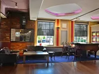 The Raven Hotel