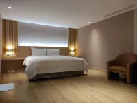 Ta Lee Commercial Hotel Отели в г. Тайнань