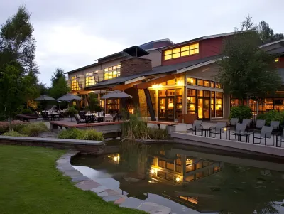 Cedarbrook Lodge Hotels in SeaTac