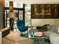 Motel One München-Parkstadt Schwabing Hotels near Schwabing