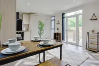 Little Paddock Lodges - 2-Star