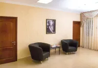 Forsazh Hotel - parking