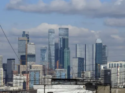 1b Slavyanskiy Bulvar 15 Apartments Отели рядом с достопримечательностью «ТРЦ «Океания»»