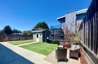 Spacious Retreat with Foosball and Trampoline - Tranquil Modern Haven