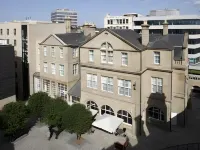 Leopold Hotel Hotellit kohteessa 
