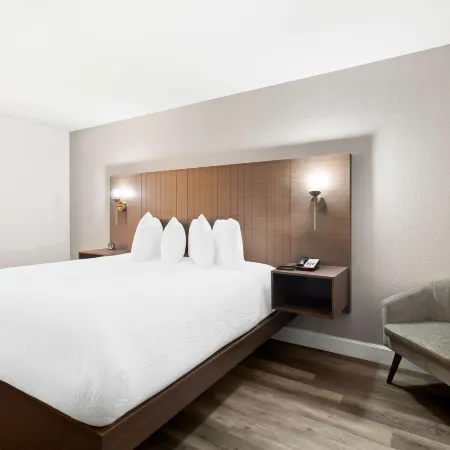 SureStay by Best Western Groves