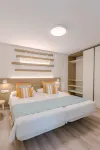 R2 Maryvent Beach Apartments